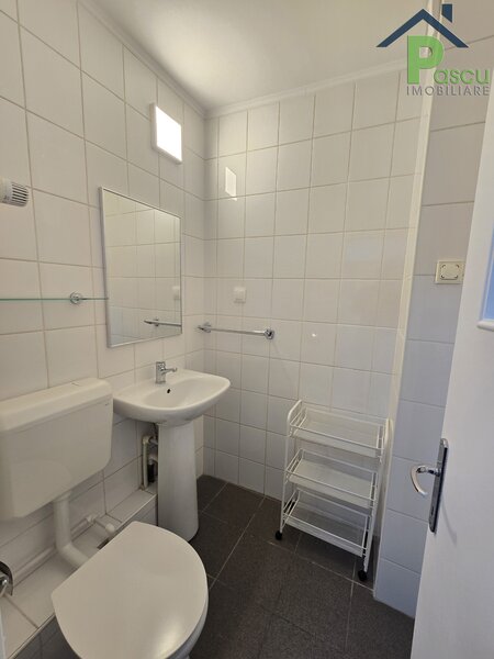 Brancoveanu, metrou, inchiriere apartament 3 camere.